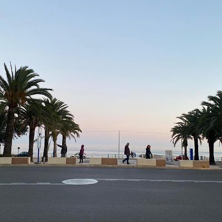 Beau 3 P. Parfaitement Situe Et Place De Parking A Disposition Menton Dış mekan fotoğraf
